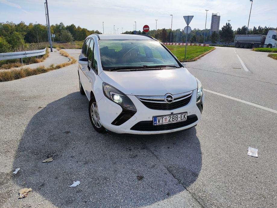 Opel Zafira 1.6 Cdti, fotografija 2