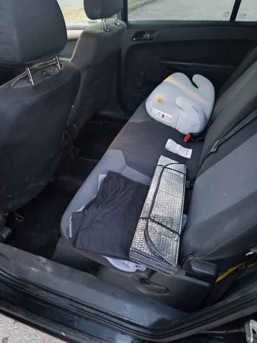 Opel Zafira 1,8 plin, fotografija 13
