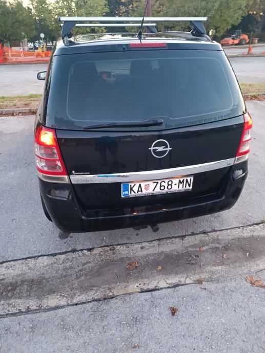 Opel Zafira 1,8 plin, fotografija 12