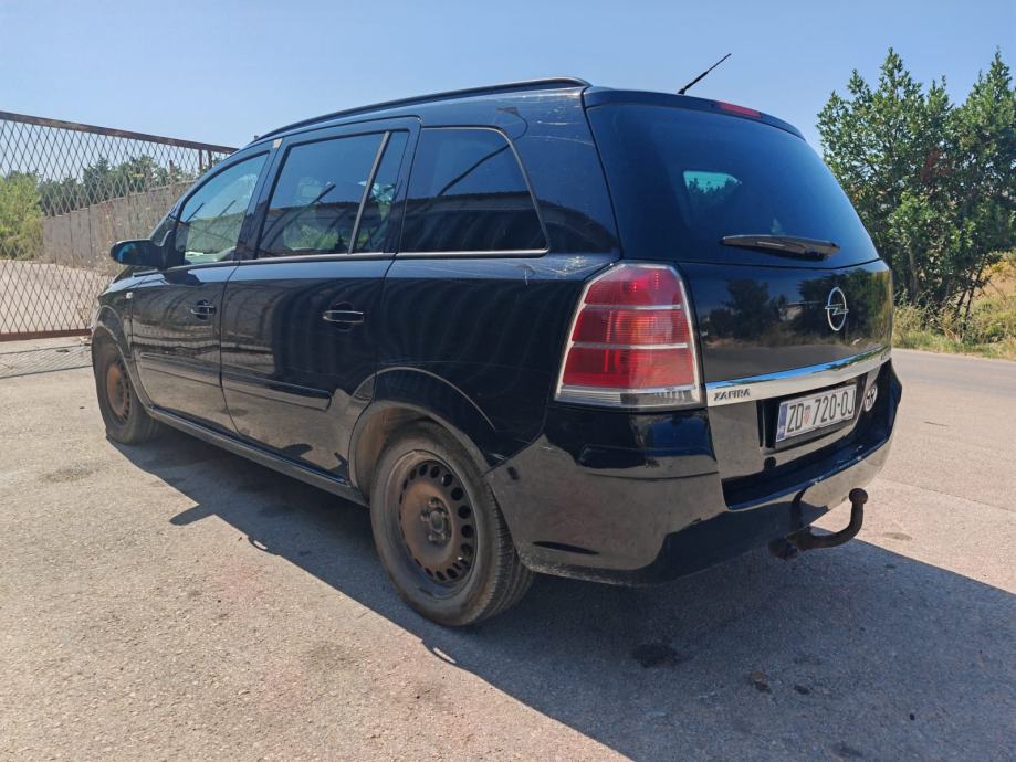 Opel Zafira 1,9 CDTI automatik, fotografija 4