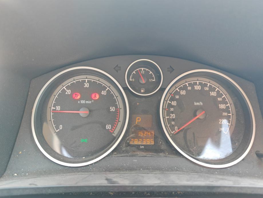 Opel Zafira 1,9 CDTI automatik, fotografija 9
