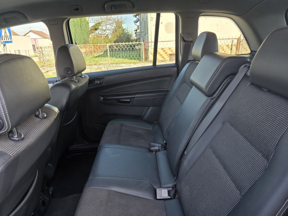 Opel Zafira 1,9 CDTI ----ODLIČNA---7 SJEDALA, fotografija 8