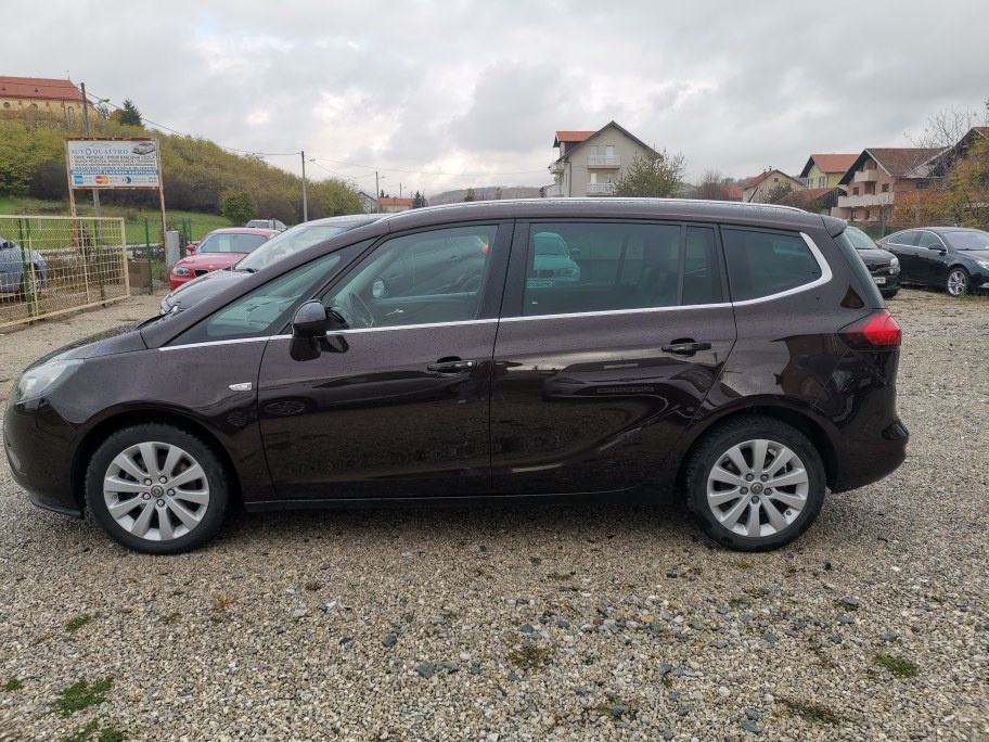 Opel zafira 2014