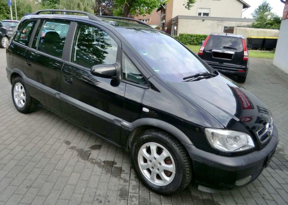 Opel Zafira 2,0 DTI —Mod 2004—7 SJEDALA—REG.GOD.DANA—KLIMA—SERVO—KUKA!