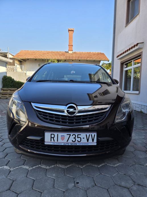 Opel Zafira Tourer 2.0 CDTI ecoFLEX, 131 KS, 2013. godište, 7 sjedala., fotografija 3