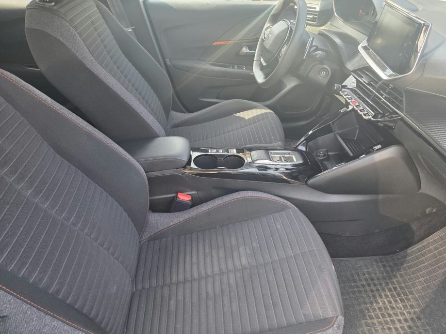 Peugeot 208,1.2 PureTech Active Pack Automatik,2022g, 67000 km, fotografija 10