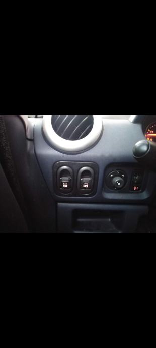 Peugeot 1007 1,6 HDI, fotografija 10