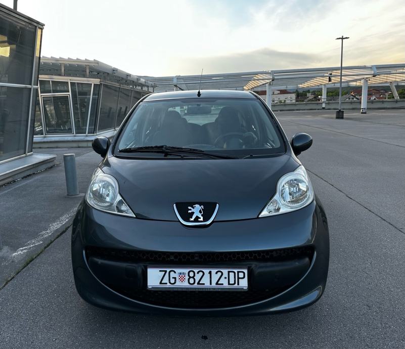 Peugeot 107 1,0 Automatik*Reg.06/2027*111TKM*Klima*, fotografija 2
