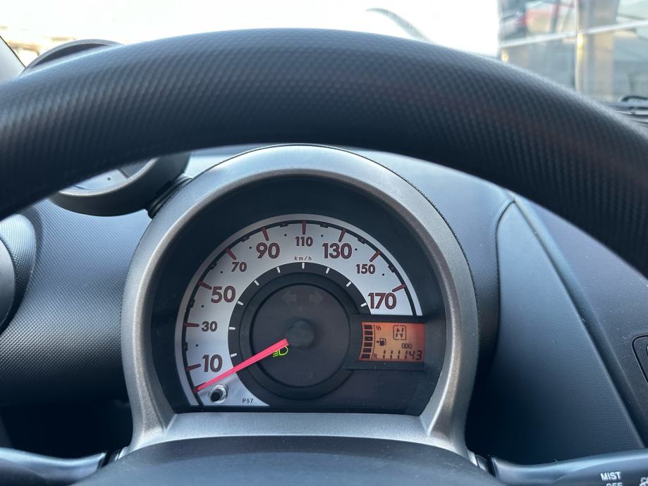 Peugeot 107 1,0 Automatik*Reg.06/2027*111TKM*Klima*, fotografija 15