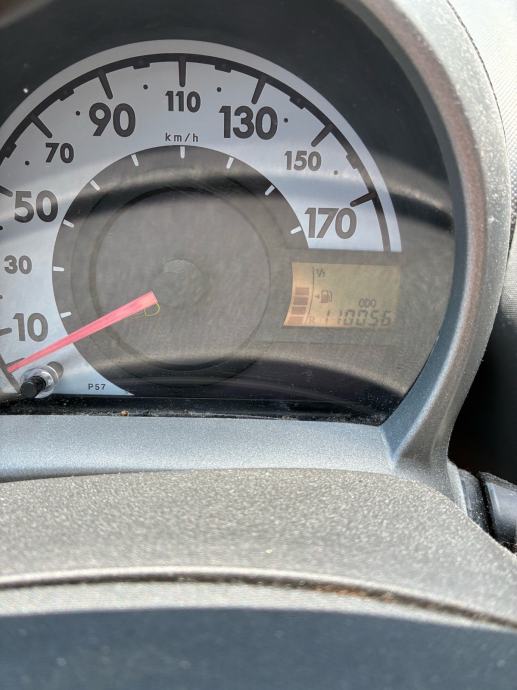 Peugeot 107, 1.0 benzin, 2008., 110.000 km, 5 vrata, reg. do 12.2026., fotografija 9