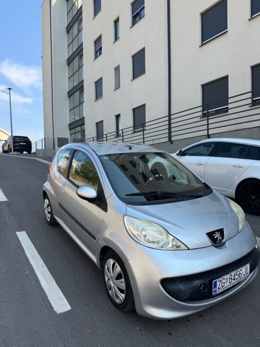 Peugeot 107 1,0, pogled izvana - slika 2