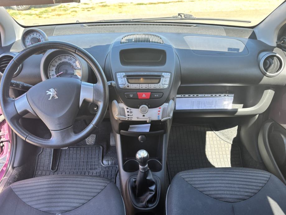 Peugeot 107 SERVISNA!!!REG.GODINU DANA, fotografija 6