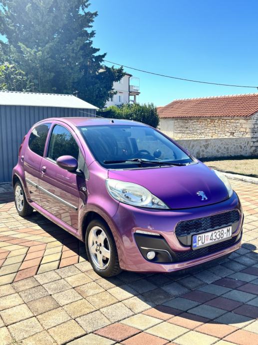 Peugeot 107 SERVISNA!!!REG.GODINU DANA, fotografija 7