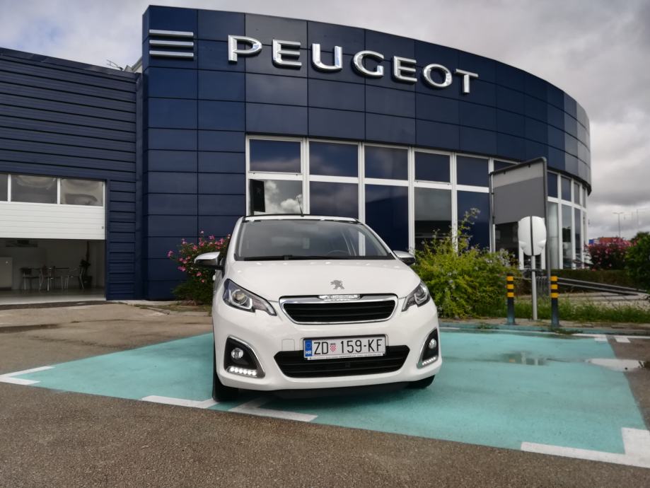 Peugeot 108 1,0 VTi   CABRIO  VRHUNSKI OČUVANO VOZILO !!!