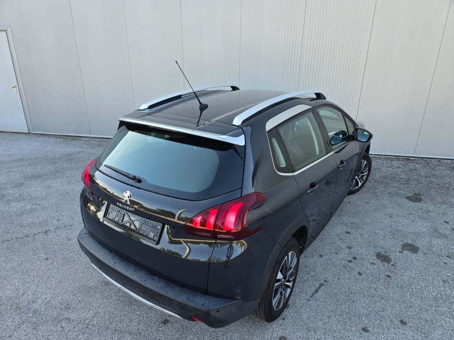 Peugeot 2008 1,2 110 KS Allure, Veliki Servis, Prvi vlasnik, Jamstvo!, fotografija 10