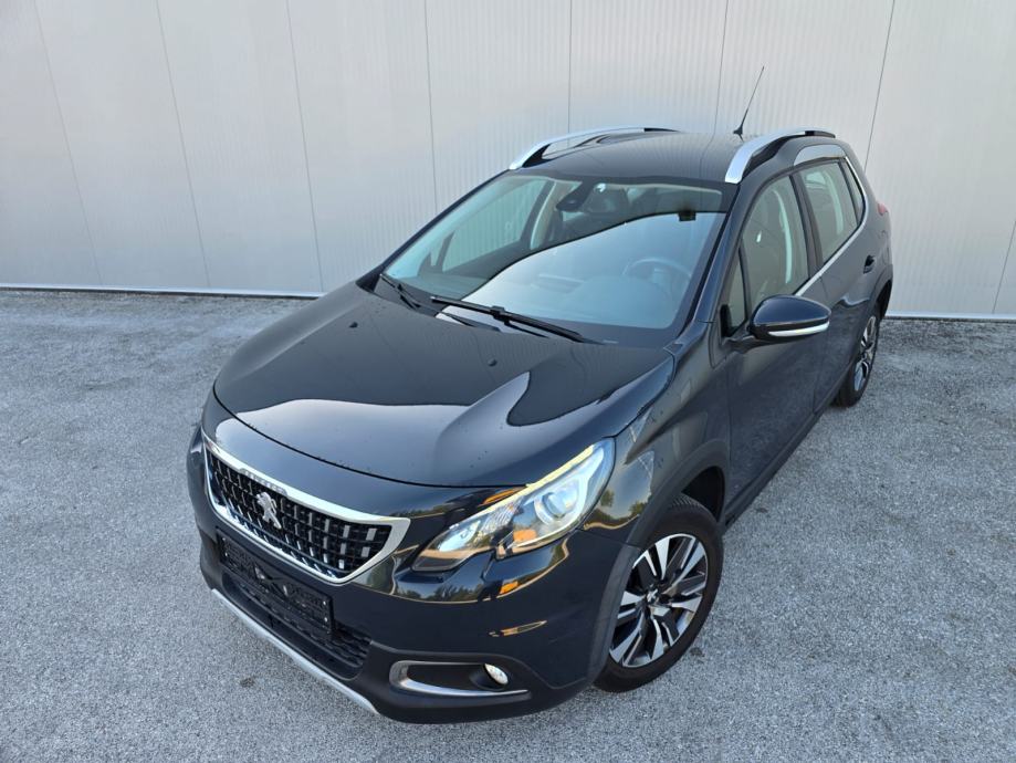 Peugeot 2008 1,2 110 KS Allure, Veliki Servis, Prvi vlasnik, Jamstvo!, fotografija 2