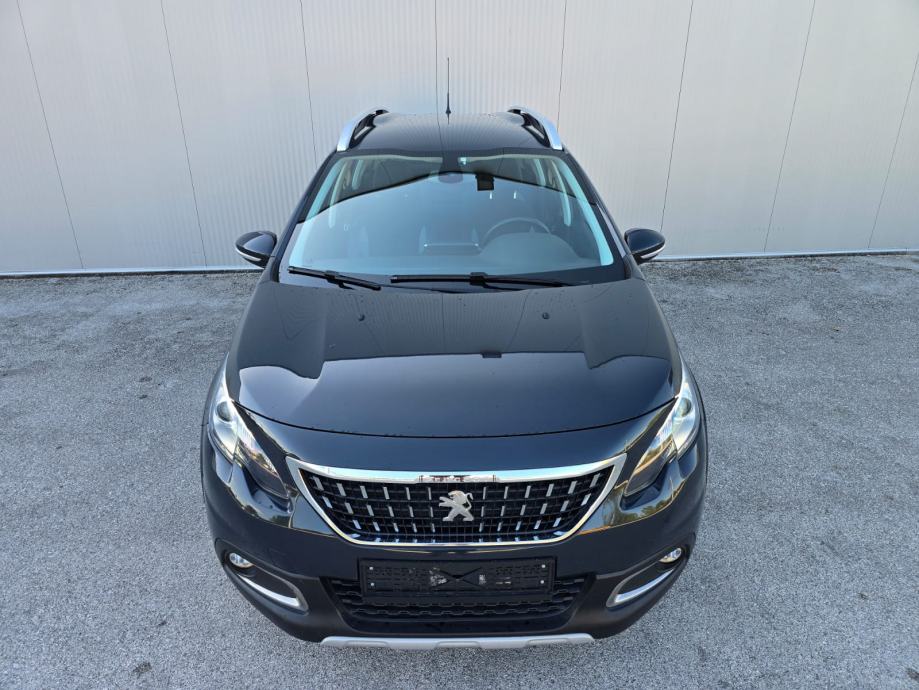 Peugeot 2008 1,2 110 KS Allure, Veliki Servis, Prvi vlasnik, Jamstvo!, fotografija 6