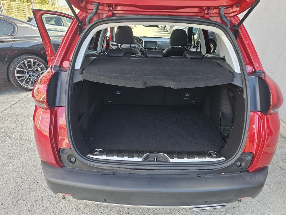 Peugeot 2008 1.2 115 GT Line*88000 km*2019g.*Garancija 2.godine.*, fotografija 11