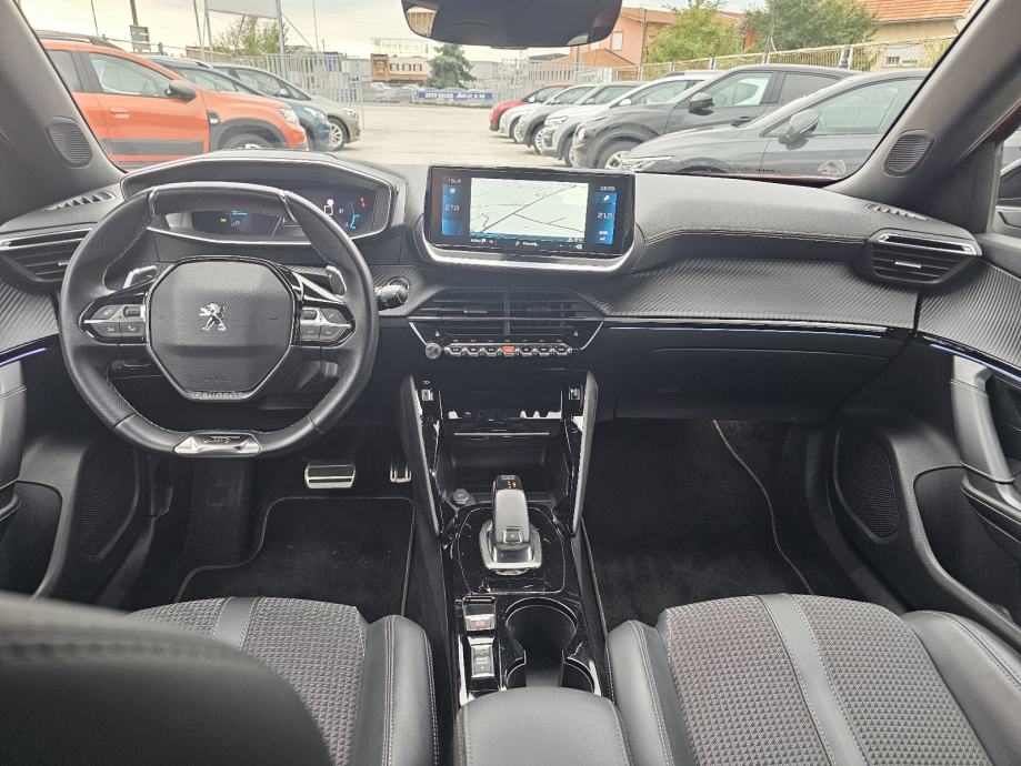 Peugeot 2008 1.2 130 GT Line*Automatik*69000km*2021g.*Garancija 2god*, fotografija 11