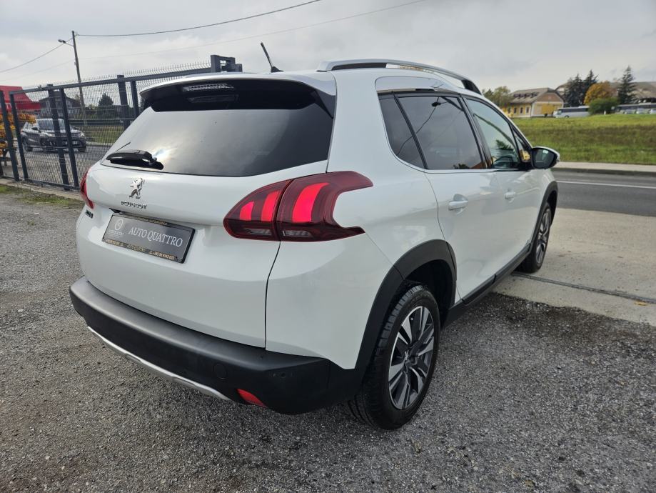 Peugeot 2008 1,2 96 KW ALLURE 50000KM NAVI/POLUKOŽA /SERVISNA NOVO!, pogled izvana - slika 5