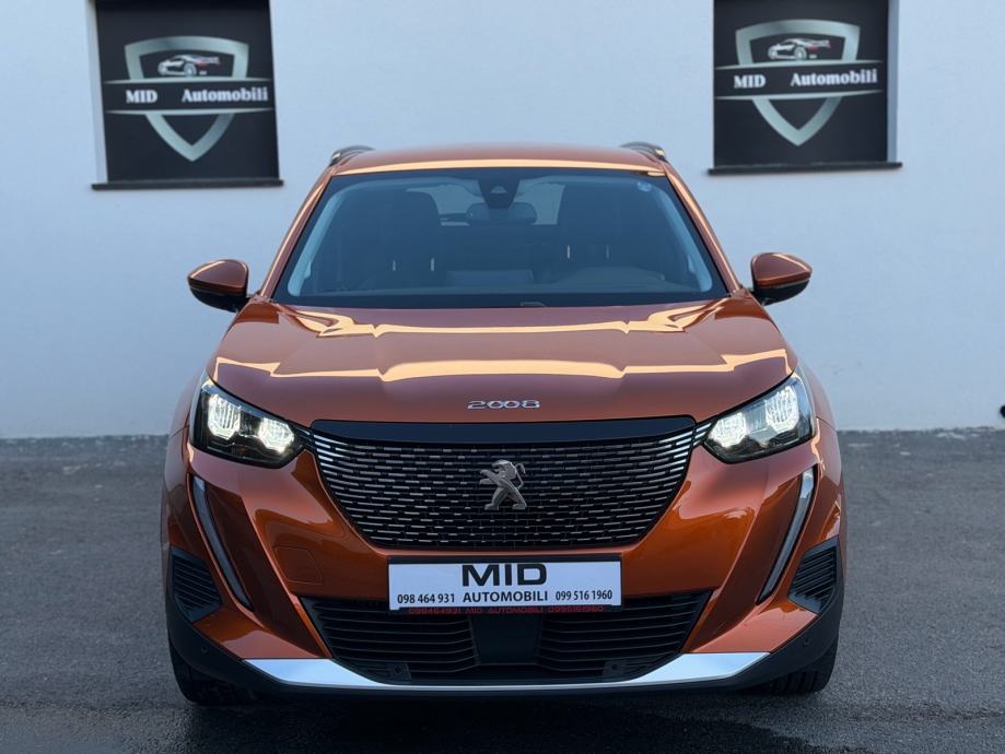 Peugeot 2008 1,2 Allure,Virtual FULL Oprema, fotografija 3