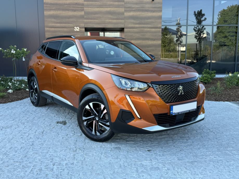 Peugeot 2008 1,2 PT 130KS ALLURE | AUTOMATIK | LED | KAMERA | JAMSTVO, fotografija 2