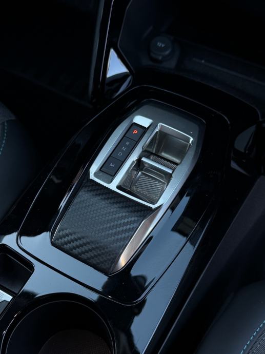 Peugeot 2008 1,2 PT 130KS ALLURE | AUTOMATIK | LED | KAMERA | JAMSTVO, fotografija 10