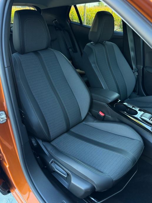 Peugeot 2008 1,2 PT 130KS ALLURE | AUTOMATIK | LED | KAMERA | JAMSTVO, fotografija 20