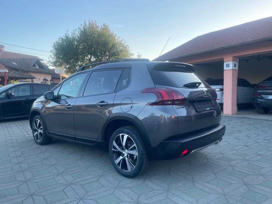 Peugeot 2008 1,2 PURE TECH GT-LINE, fotografija 11