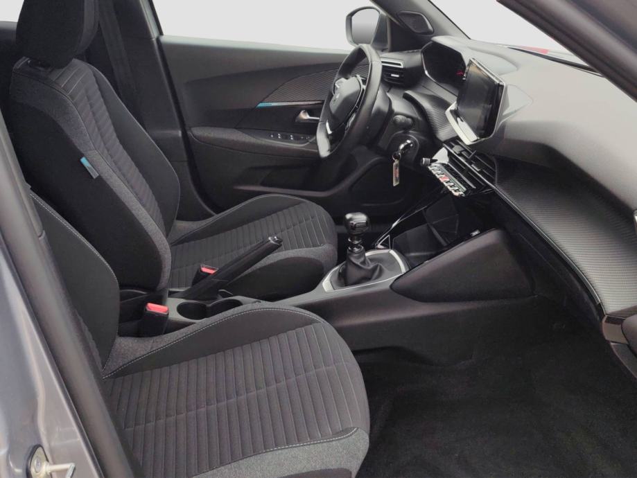 PEUGEOT 2008 1.2 PureTech 100 KS STYLE *VOZILO S JAMSTVOM*, fotografija 13