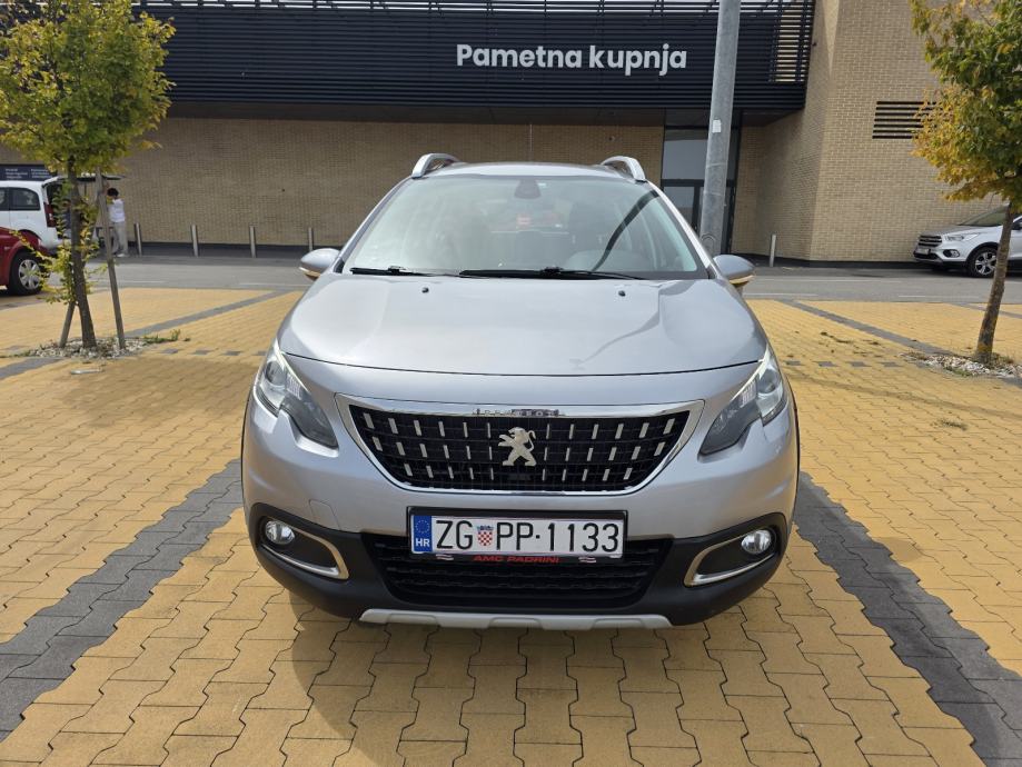 Peugeot 2008 1,2 **Allure oprema*Top stanje*1.vlasnik*, fotografija 2