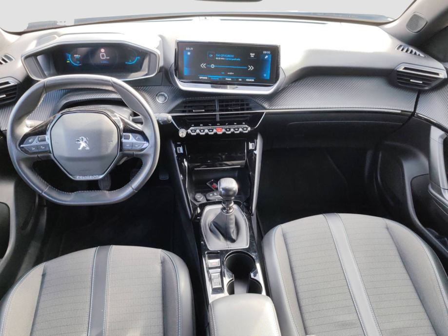 PEUGEOT 2008 1.2 PureTech 130 KS ALLURE *VOZILO S JAMSTVOM*, fotografija 14