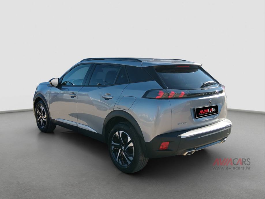 PEUGEOT 2008 1.2 PureTech 130 KS ALLURE *VOZILO S JAMSTVOM*, fotografija 5