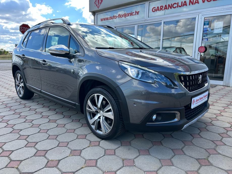 Peugeot 2008 1,2 PureTech 2018.,AUTOMATIK, PANORAMA, SERVISNA, NAVI, fotografija 3