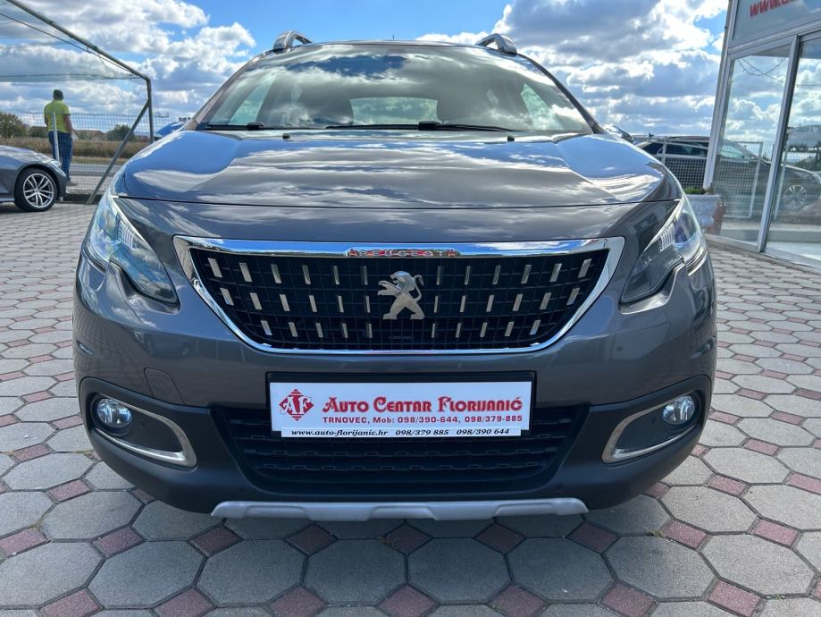 Peugeot 2008 1,2 PureTech 2018.,AUTOMATIK, PANORAMA, SERVISNA, NAVI, fotografija 2