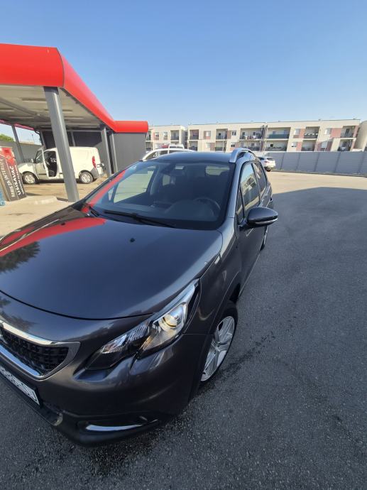 Peugeot 2008 1,2 PureTech /96kw moguca zamijena za jeftinije, fotografija 4