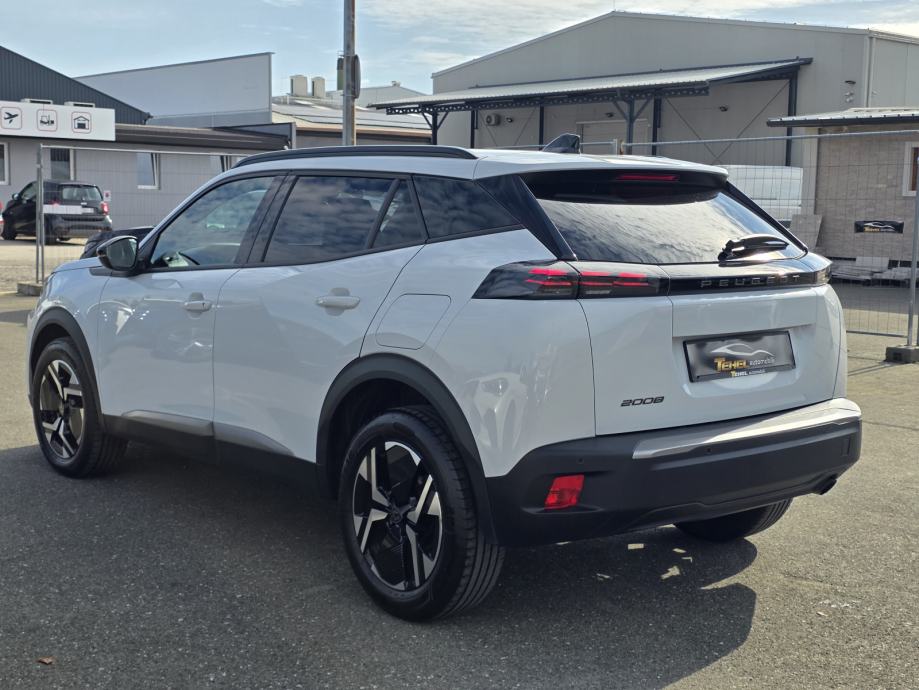 Peugeot 2008 1,2 PureTech | ALLURE | PERLA | FACELIFT | JAMSTVO, fotografija 3