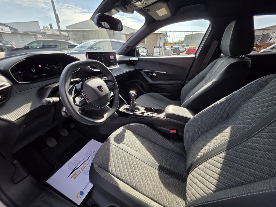 Peugeot 2008 1,2 PureTech | ALLURE | PERLA | FACELIFT | JAMSTVO, fotografija 12