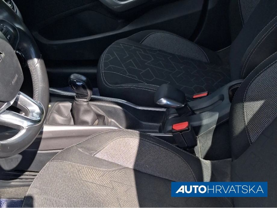 PEUGEOT 2008 1.2 Puretech - JAMSTVO 15 MJESECI, 7.990,00 €, fotografija 9