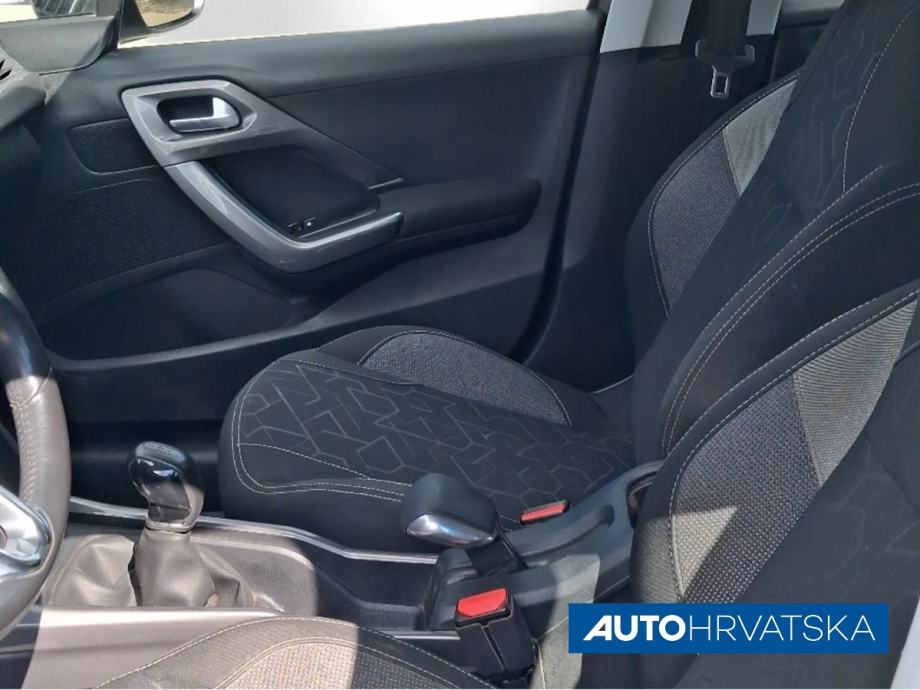 PEUGEOT 2008 1.2 Puretech - JAMSTVO 15 MJESECI, 7.990,00 €, fotografija 12