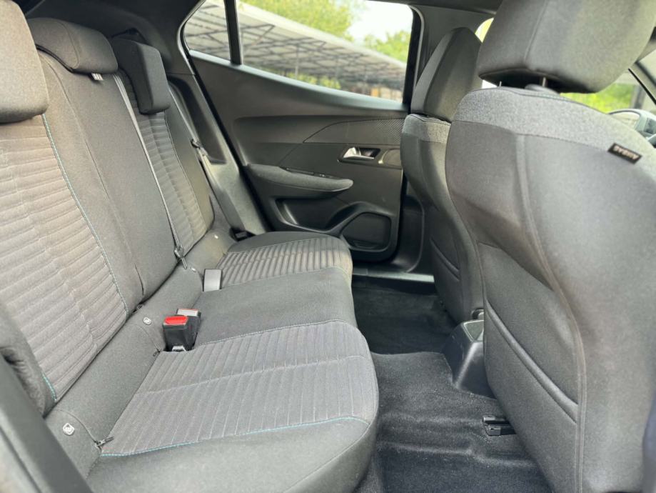 Peugeot 2008 1,2 *Kamere, tempomat,.. *Garancija 12.mj.*, fotografija 16