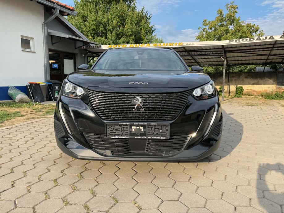Peugeot 2008 1,2 *Kamere, tempomat,.. *Garancija 12.mj.*, fotografija 2