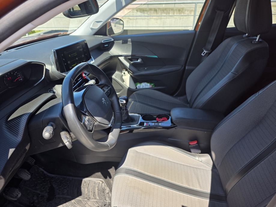 Peugeot 2008 Allure, fotografija 12