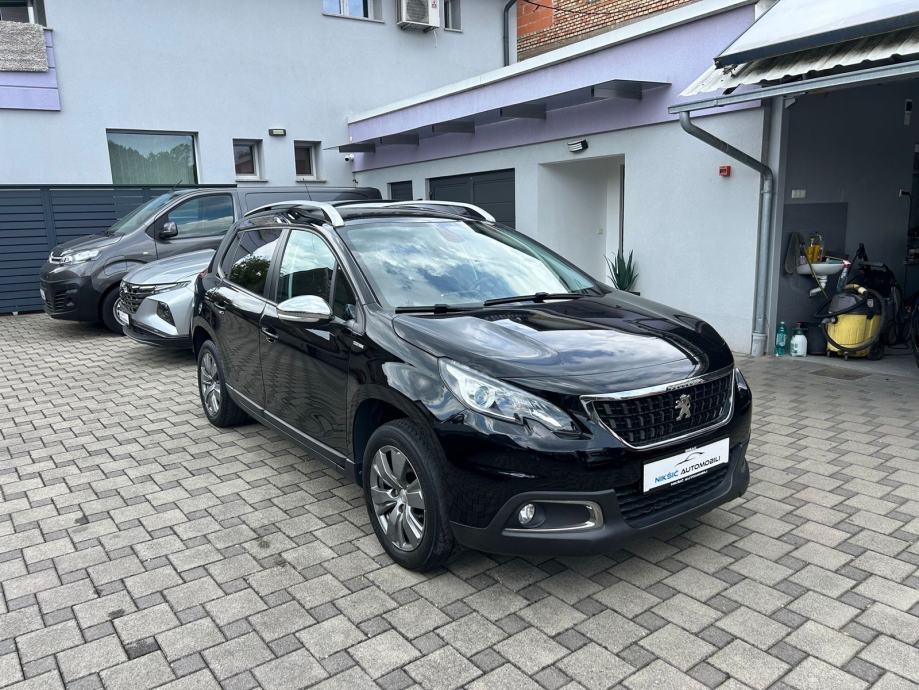 Peugeot 2008 1,2 redizajn *garancija na km**servisna,veliki servis**, fotografija 5