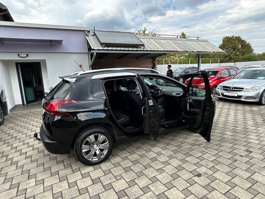 Peugeot 2008 1,2 redizajn *garancija na km**servisna,veliki servis**, fotografija 9