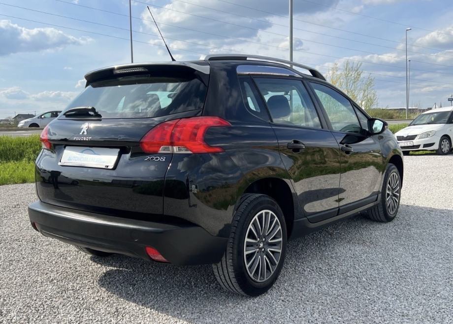 PEUGEOT 2008 1.2 * reg 1 godinu * uredan * motor odličan *, fotografija 3