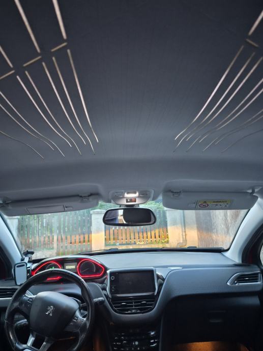 Peugeot 2008 1,2 GT LINE, fotografija 9
