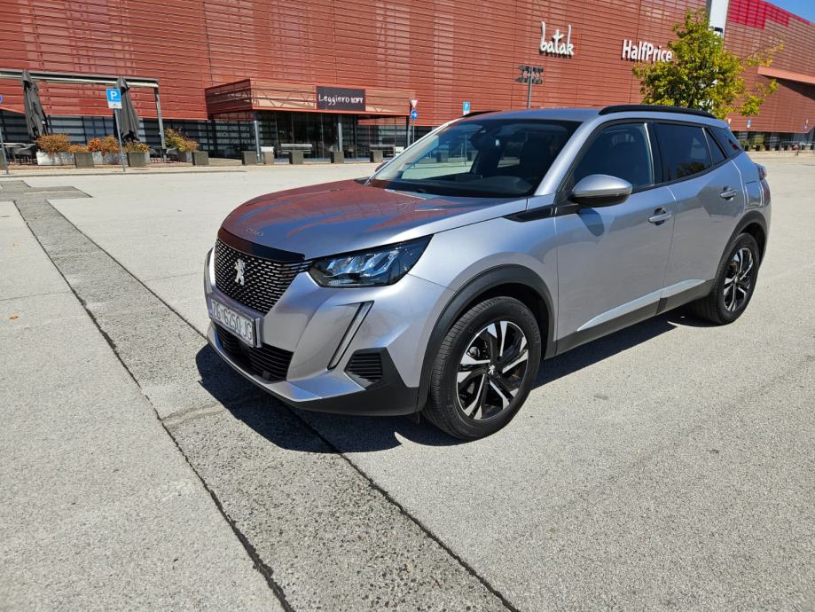 Peugeot 2008, Automatik, Odlično očuvan, Servisna knjižica, 2021.,, fotografija 3