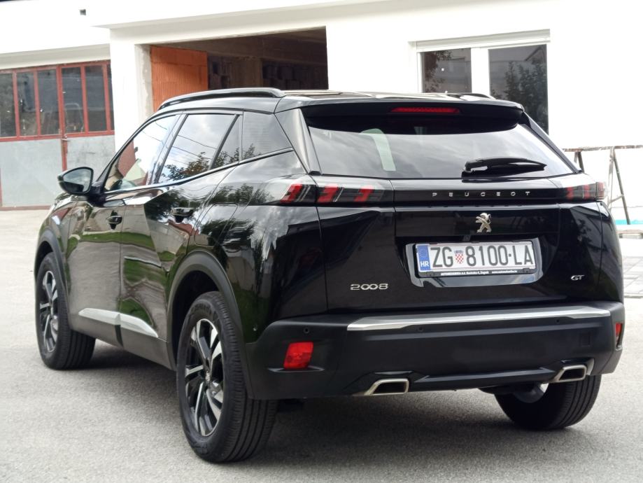 Peugeot 2008 1,2 GT *KAO NOV*, fotografija 6