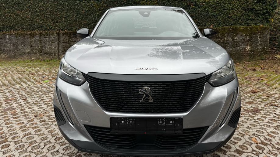 Peugeot 2008 1,2 TURBO 100 KS-SERVISNA-JAMSTVO12MJ-TOP!!!, fotografija 3